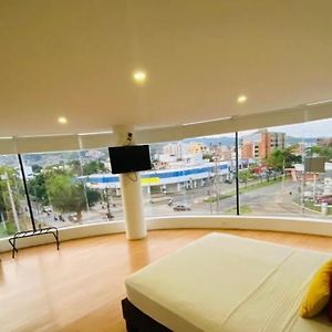 Hotel Metropolis Plaza Cali